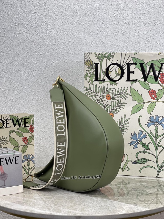 Loewe專櫃最新Luna系列月亮包 羅意威全皮肩背包腋下包 10195 lyw1443